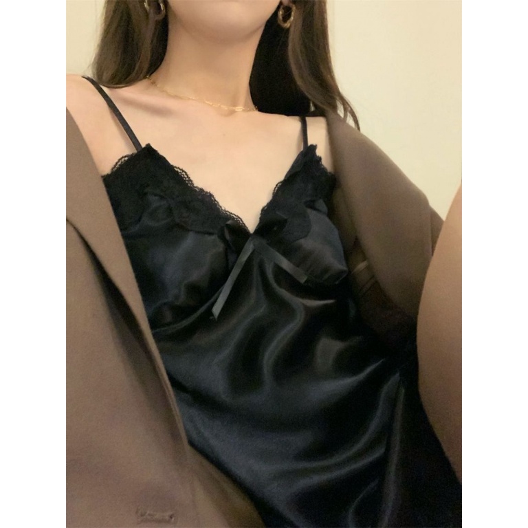 Đồ ngủ Phối Ren Có Mút Đệm Ngực Phong Cách Quyến Rũ Thời Trang Xuân Thu Hàng Mới Dành Cho Bạn Nữ