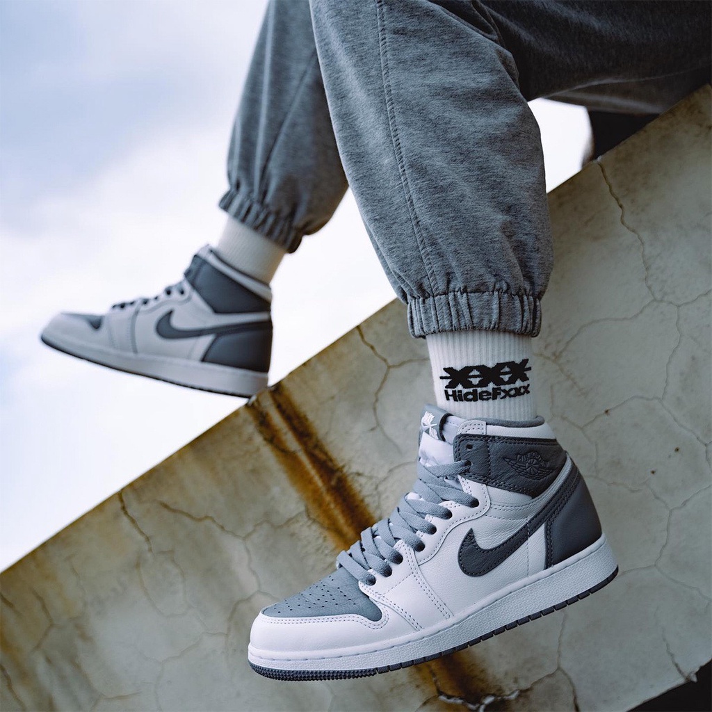 *CHÍNH HÃNG* Giày thể thao Sneaker NIKE Air Jordan 1 Retro High OG Stealth màu Xám Trắng - Code: 575441 - 037