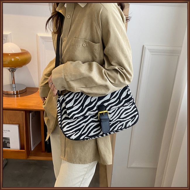 Túi Đeo Vai Đa Năng Có Khóa Kéo In Họa Tiết Kẻ Sọc Thời Trang Cho Nữ