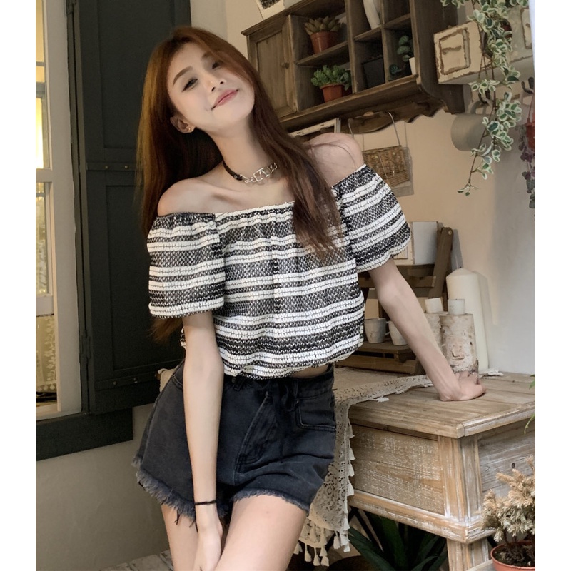 Áo Thun Tay Ngắn Dáng Rộng Cổ Phẳng Họa Tiết Kẻ Sọc Cho Nữ