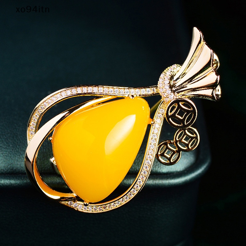 Ghim Cài Áo Giả Sáp Thiết Kế Tinh Tế Phụ Kiện Trang Phục