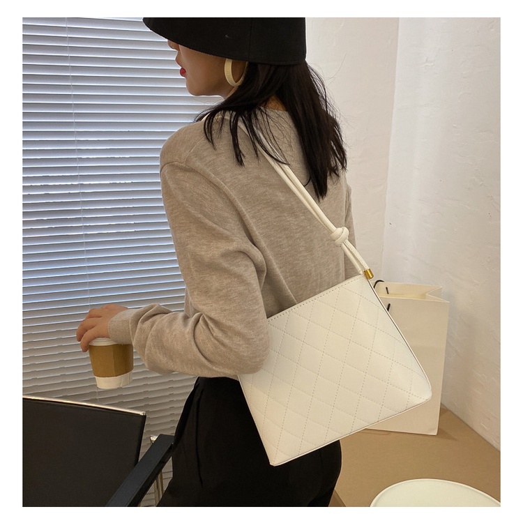 Túi Xách Đeo Vai Họa Tiết Hình Thoi Phong Cách Thời Trang Hàn Quốc Dành Cho Nữ