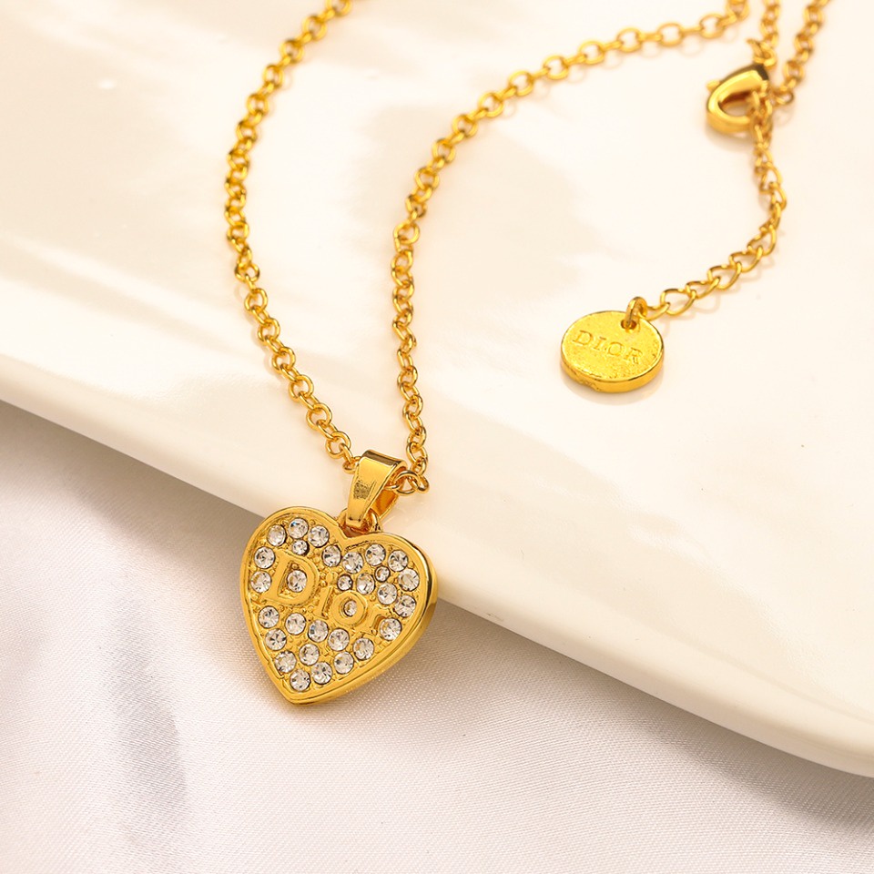 Vòng cổ Choker Bằng Thép Titan Mặt Chữ Dior Thời Trang Cho Nam Nữ