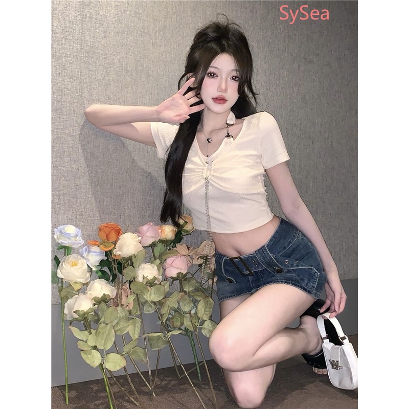 Áo Hai Dây Ôm Dáng Phối Dây Xích Phong Cách Mỹ Quyến Rũ Cho Nữ