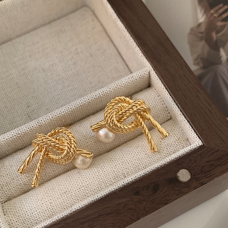 Bông Tai Thiết Kế Độc Đáo Phong Cách Hàn Quốc Thời Trang Sang Trọng Cho Nữ