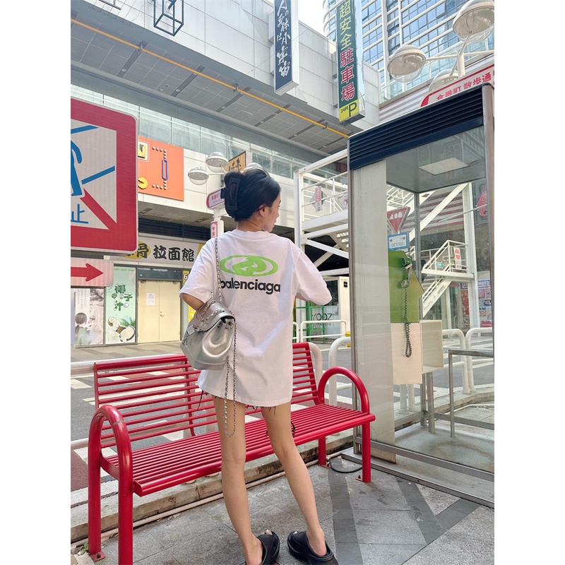 Áo Thun Tay Ngắn Dáng Rộng In Họa Tiết Cổ Điển Thời Trang Chất Lượng Cao Cho Nam Và Nữ