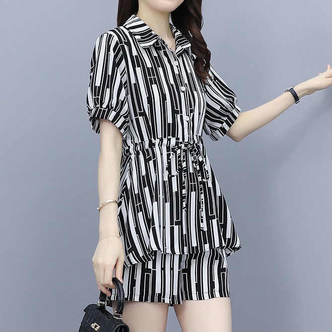 Set Áo Thun Dáng Rộng + Quần Short Lưng Thun Thời Trang Mùa Hè Cho Nữ