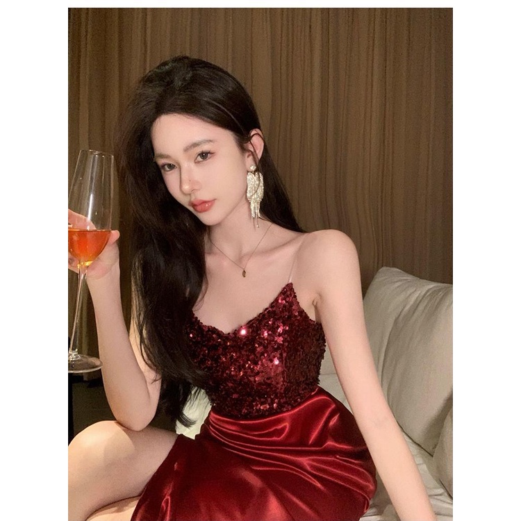 Đầm Dự Tiệc Vải Satin Dáng Ôm Đính Kim Sa Lấp Lánh Xinh Xắn Cho Bạn Gái