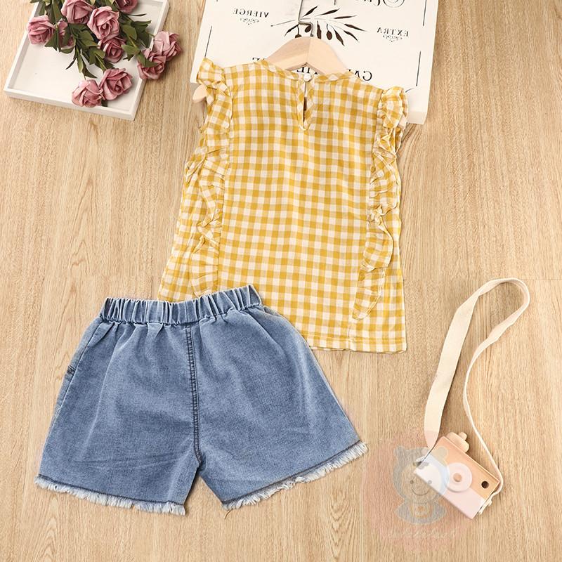 Set Áo Sát Nách Kẻ Sọc Caro + Quần Short Denim In Hoa Cúc Xinh Xắn Cho Bé Gái Laa