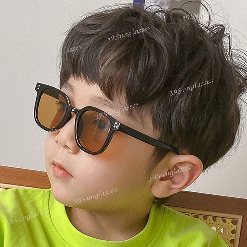 Trẻ em Hàn Quốc thời trang kẹo màu dễ thương kính bé vuông cộng với kích thước trẻ em cầu vồng kính râm cho bé trai và bé gái bóng râm ngoài trời UV bóng râm