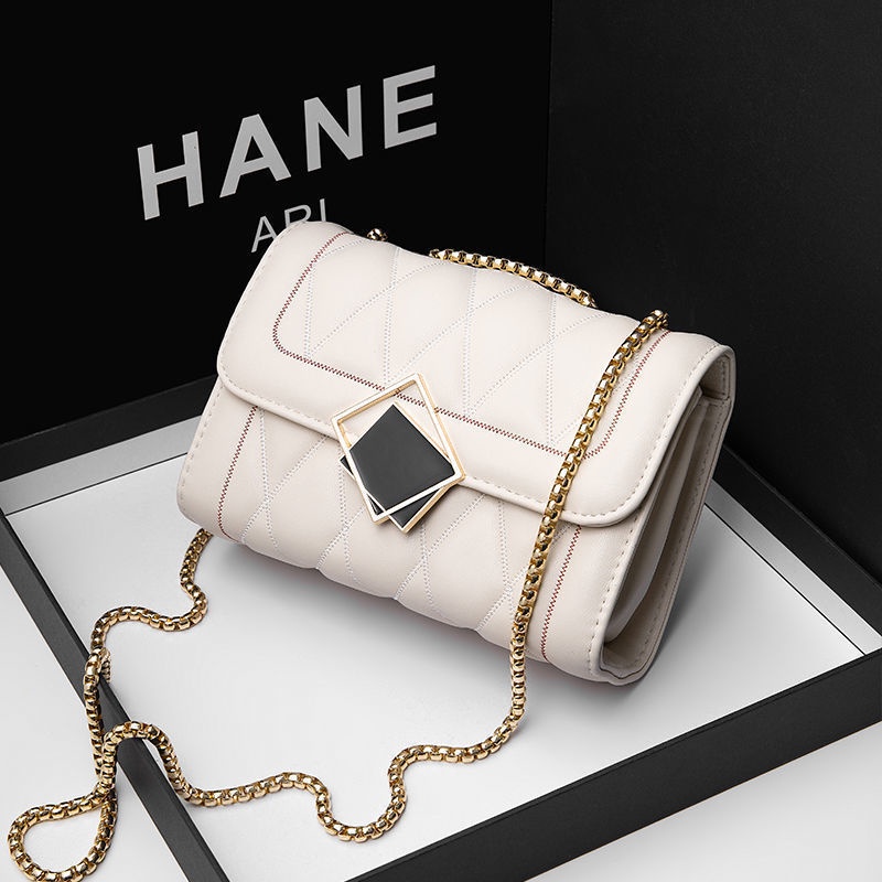 Túi Đeo Chéo Da Cừu Thật Đính Đá Phối Dây Xích Thời Trang Cho Nữ