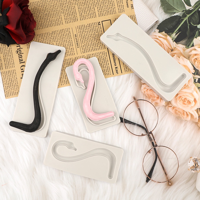 Khuôn Silicone Làm Bánh Hình Thiên Nga Độc Đáo