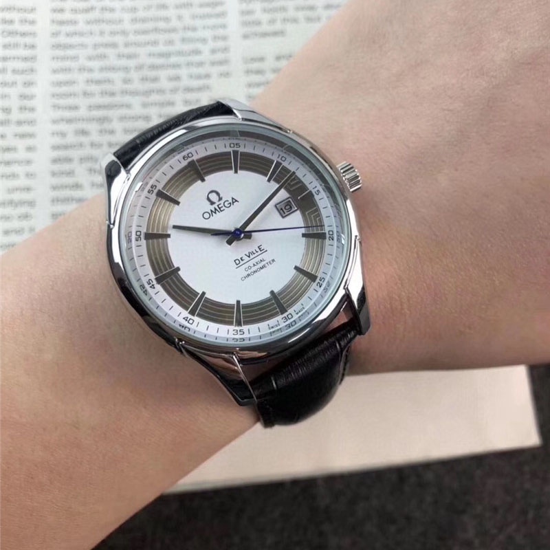 Đồng Hồ Quartz Nam Hiển Thị Ngày Với Dây Đeo Da OGA