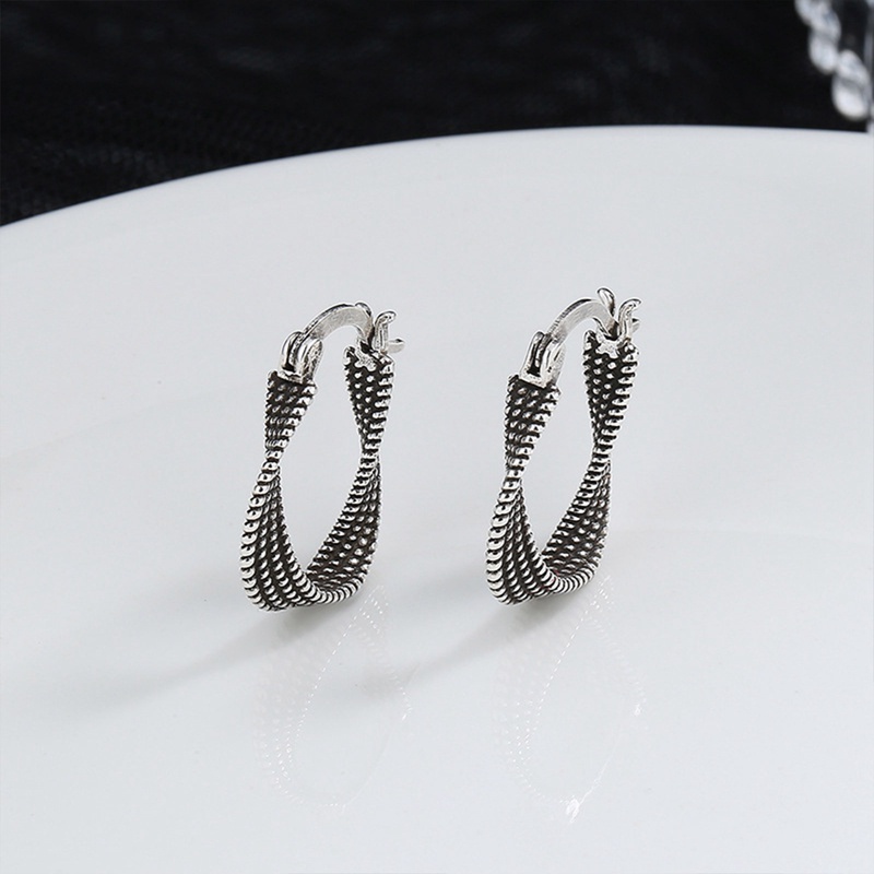 Khuyên Tai Hình Học Xoắn Sáng Tạo Phong Cách Punk Thời Trang Cho Nữ