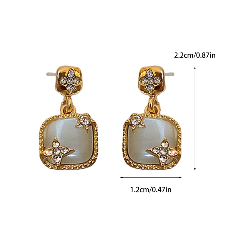 Đôi Khuyên Tai Hình Hoa Đính Đá Thời Trang Cho Nữ