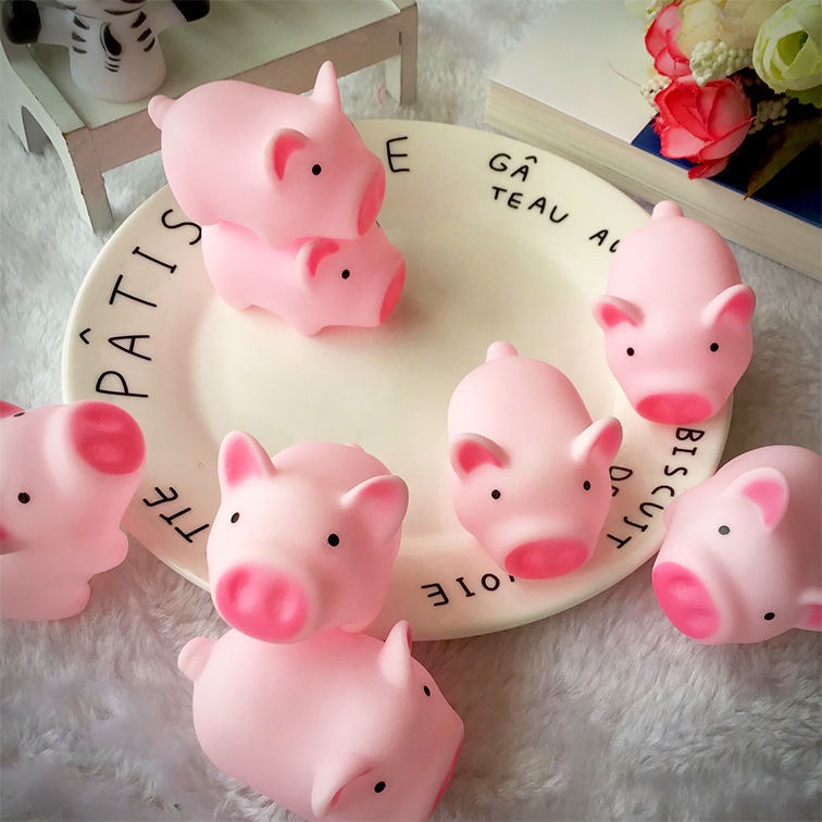 Đồ chơi bóp tay hình chú heo có tiếng kêu dễ thương, mềm dẻo giải tỏa căng thẳng.