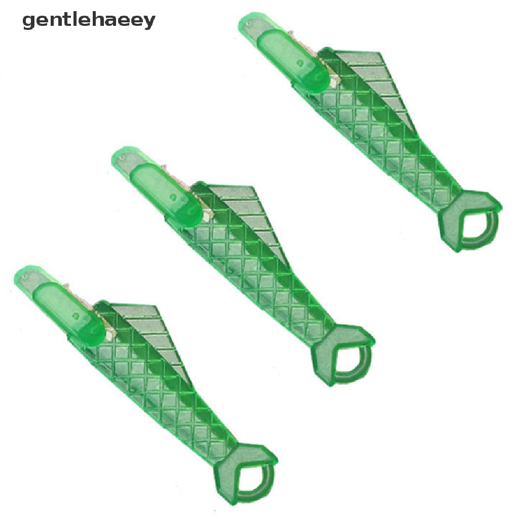 Bộ 3 Dụng Cụ Xỏ Chỉ Bằng Tay Tiện Lợi