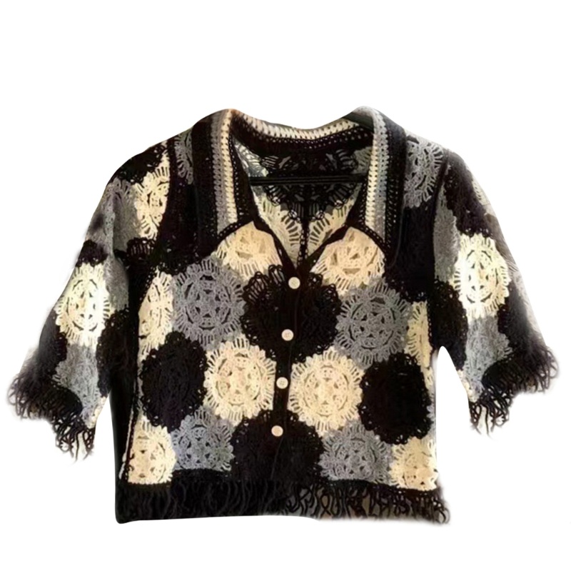 Áo Cardigan Dệt Kim Tay Lửng Cổ Chữ V Thêu Hoa Phối Nút Tua Rua Thời Trang Cho Nữ