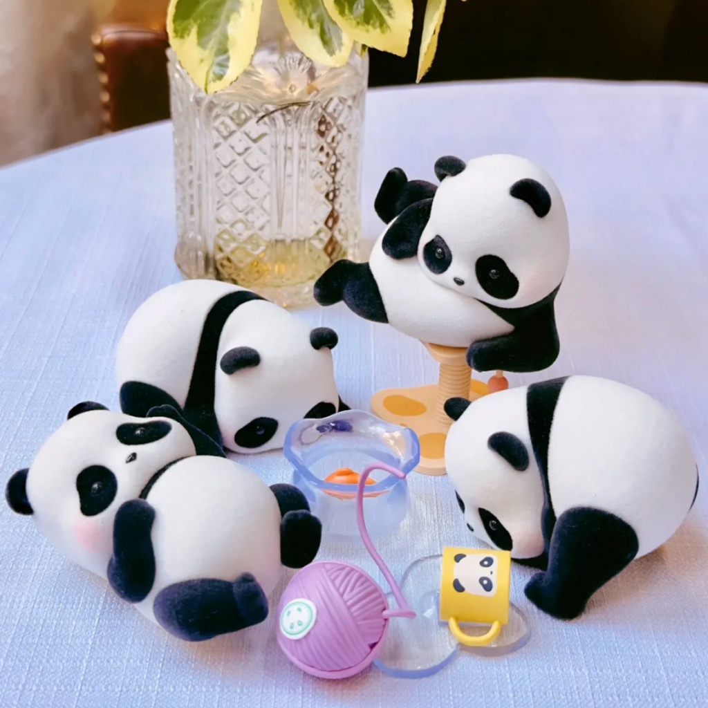 Đồ trang trí Gấu Trúc Cuộn Tròn Trang Trí Dòng Mèo Giống Thật