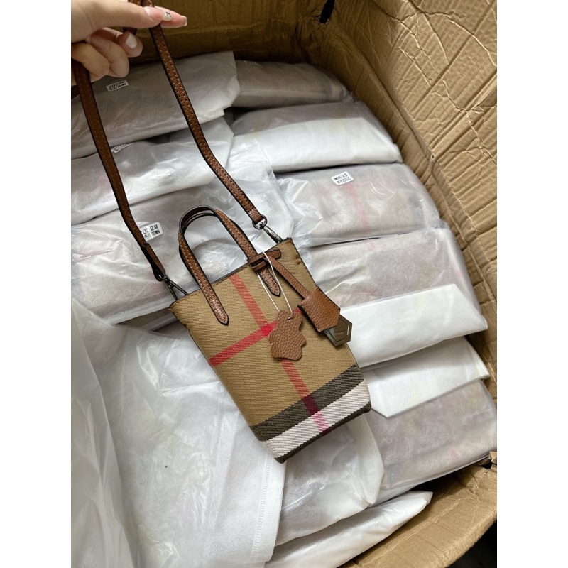 Túi BBR Tote Dáng Đứng BBR zynn store