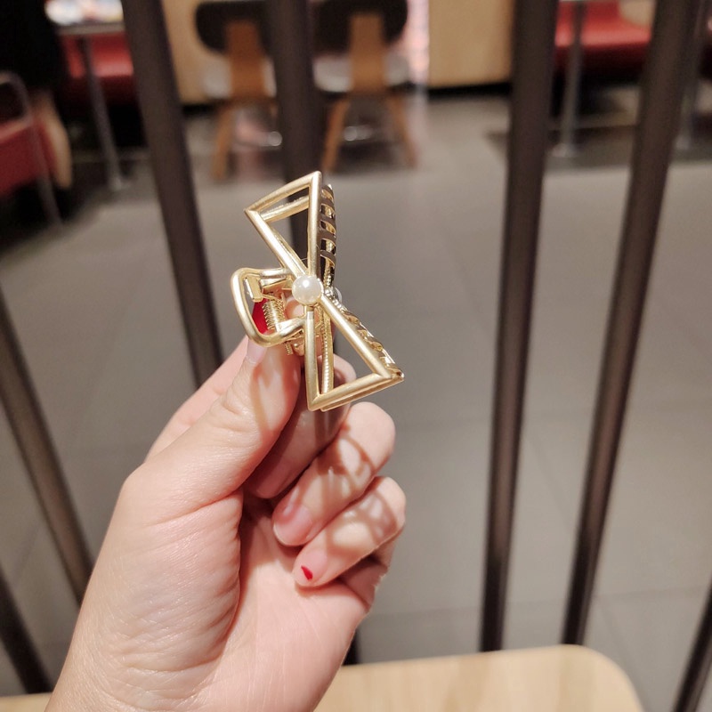 Kẹp Tóc Kim Loại Hình Cá Mập Dễ Thương Phong Cách Hàn Quốc Cho Nữ