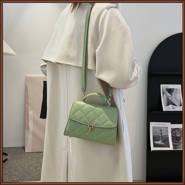 Túi Xách Da Nhân Tạo Màu Trơn Họa Tiết Thêu Hình Thoi Đơn Giản Thời Trang Cho Nữ