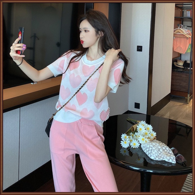 Áo Thun Dệt Kim Tay Ngắn Cổ Tròn In Họa Tiết Trái Tim Đính Hạt Cườm Thời Trang Cho Nữ