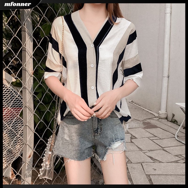 Áo Kiểu Tay Ngắn Cổ Chữ V Họa Tiết Kẻ Sọc Dáng Rộng Thời Trang Cho Nữ
