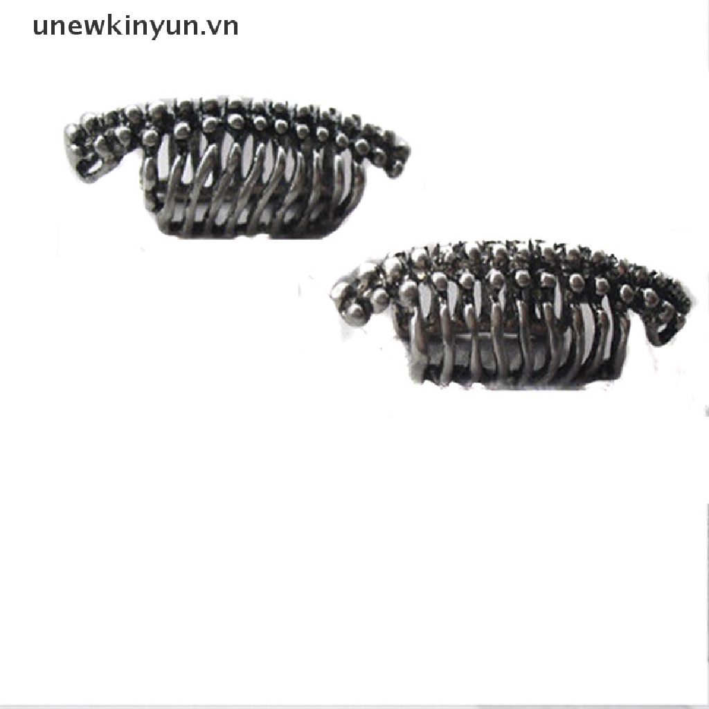 1 Khuyên Vành Tai Hình Đầu Lâu Cá Tính