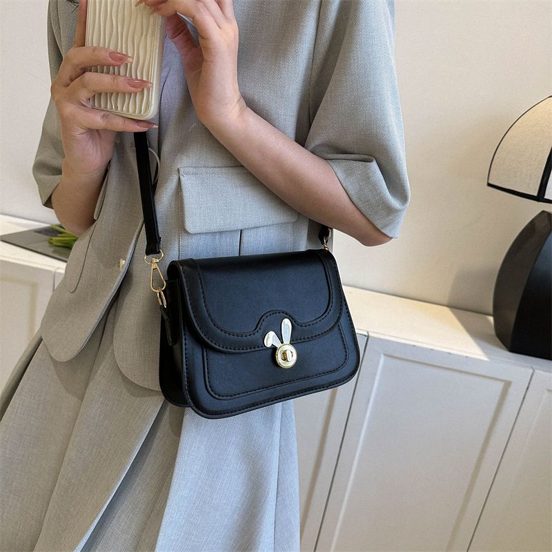 Túi Xách Đeo Vai Hình Vuông Cỡ Nhỏ Thiết Kế Mới Thời Trang Cao Cấp Cho Nữ