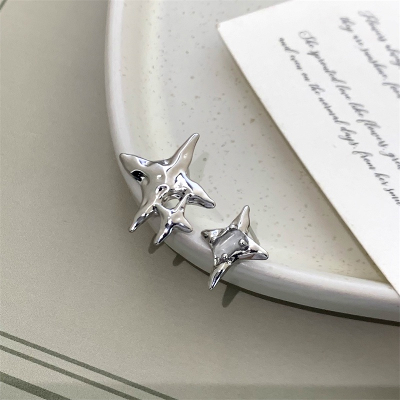 Khuyên Tai Ngôi Sao Bằng Kim Loại Dạng Lỏng Không Đối Xứng Phong Cách Hàn Quốc Sang Trọng Cho Nam Và Nữ