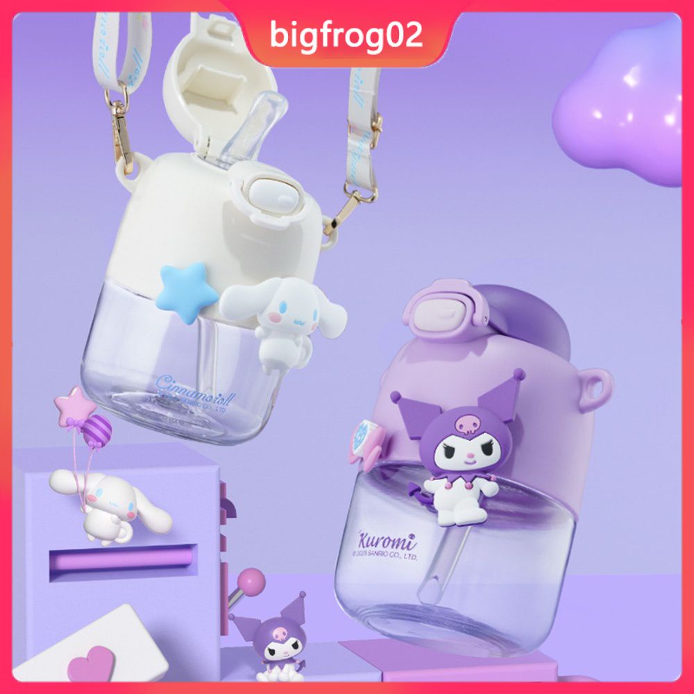 Bình Nước Nhựa Có Ống Hút Họa Tiết Hoạt Hình Dễ Thương Cho Bé