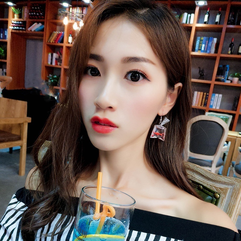 Bông Tai Hình Cá Koi Bằng Acrylic Độc Đáo Thời Trang