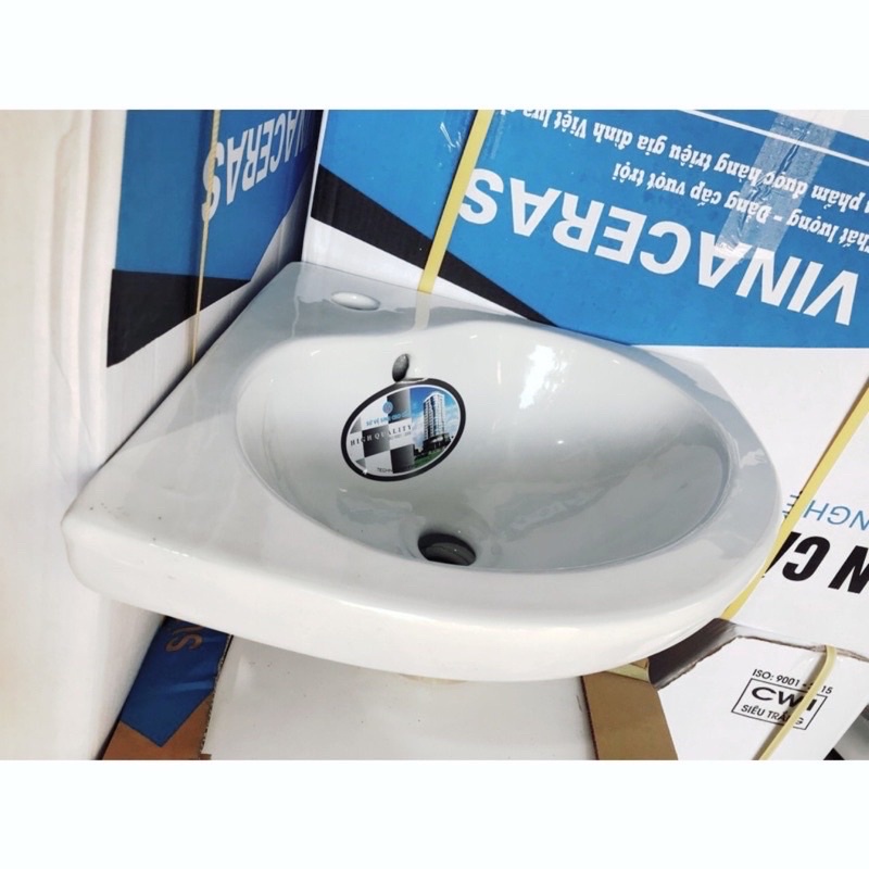 Chậu lavabo góc Thái Bình rẻ kích thước  đầy đủ phụ kiện vòi, xi phông, dây cấp