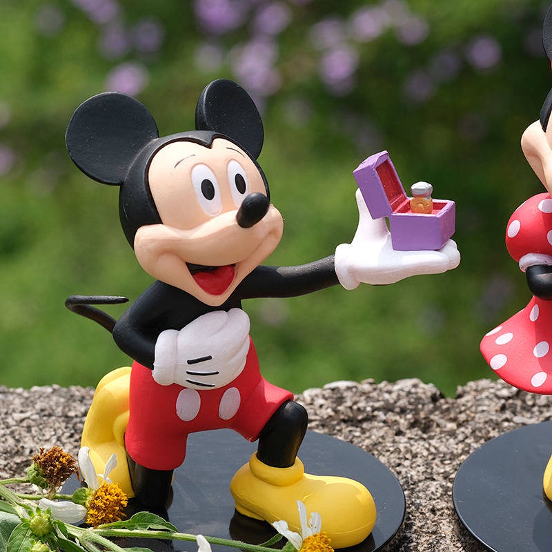 Wedding White Wedding Dress Mickey Minnie Wedding Shoes Box Hand Office Cake Ornaments Mickey Mouse Doll Toy Gift Model chei