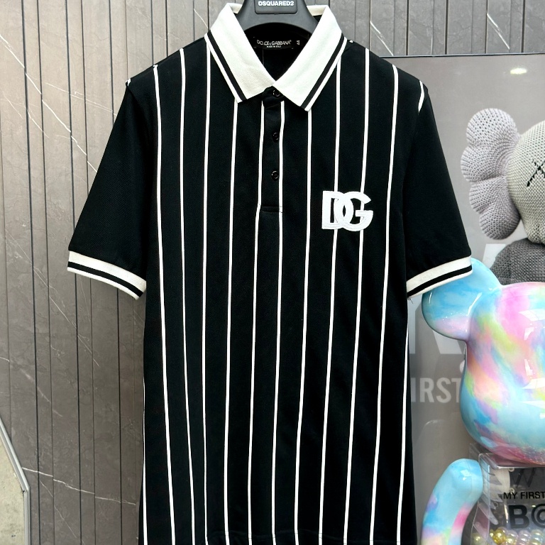 Áo thun cổ trụ, áo POLO DDGG sọc dọc logo DG ngực chấm bi lưng LA 1-1 on web size S-XL