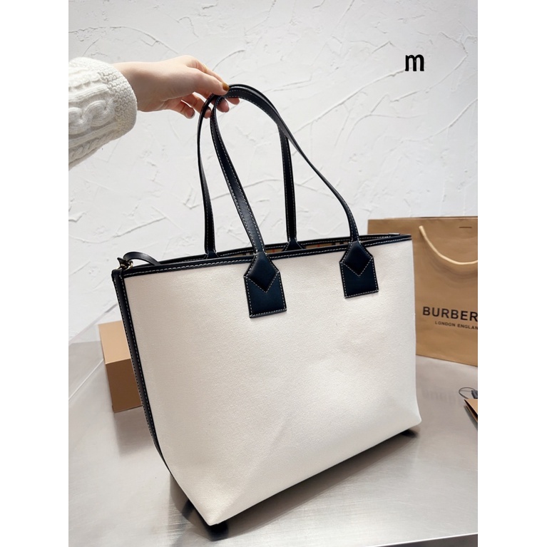 B9XK BURBERRY 2022 new canvas classic elegant shopping bag ins retro popular large capacity casual fashion all-match handbag
