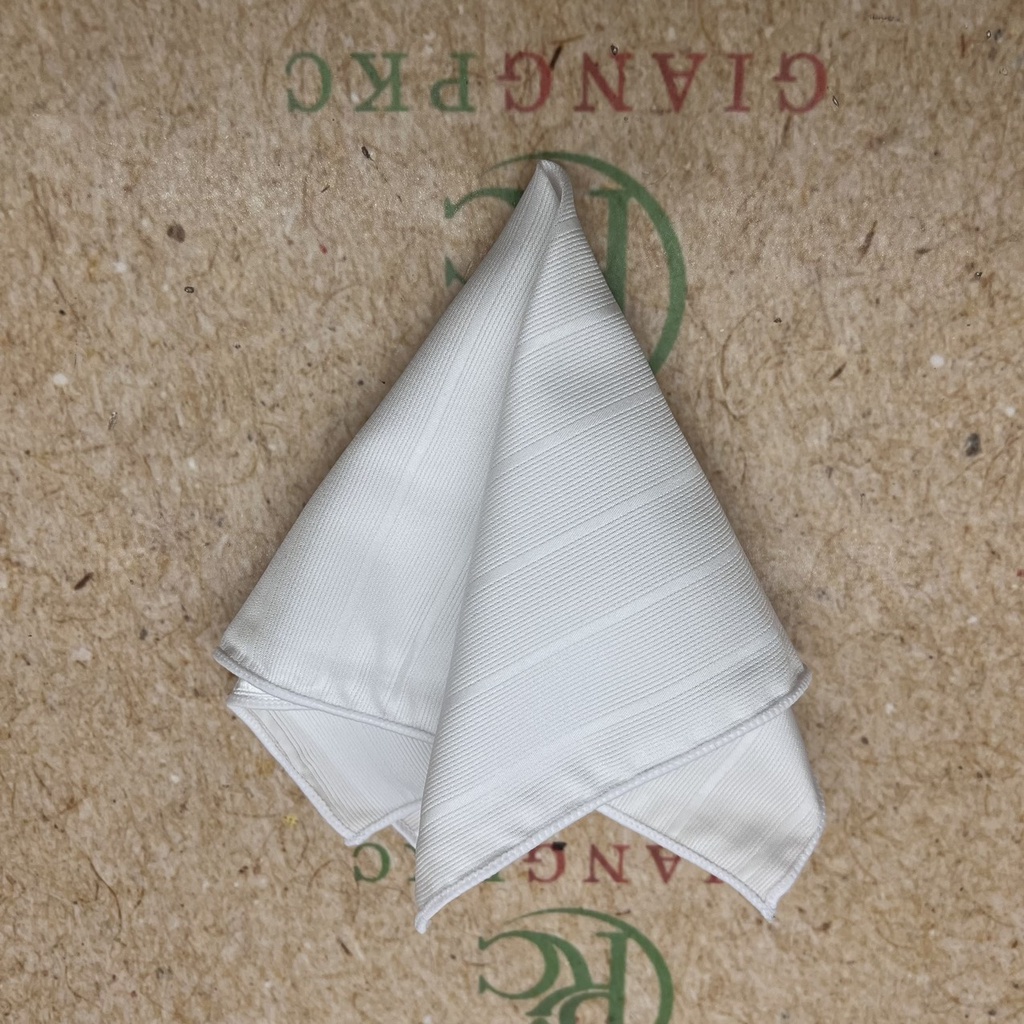 Khăn cài túi áo comle - Vest các tiệm áo cưới hay dùng Giangpkc  20x20cm