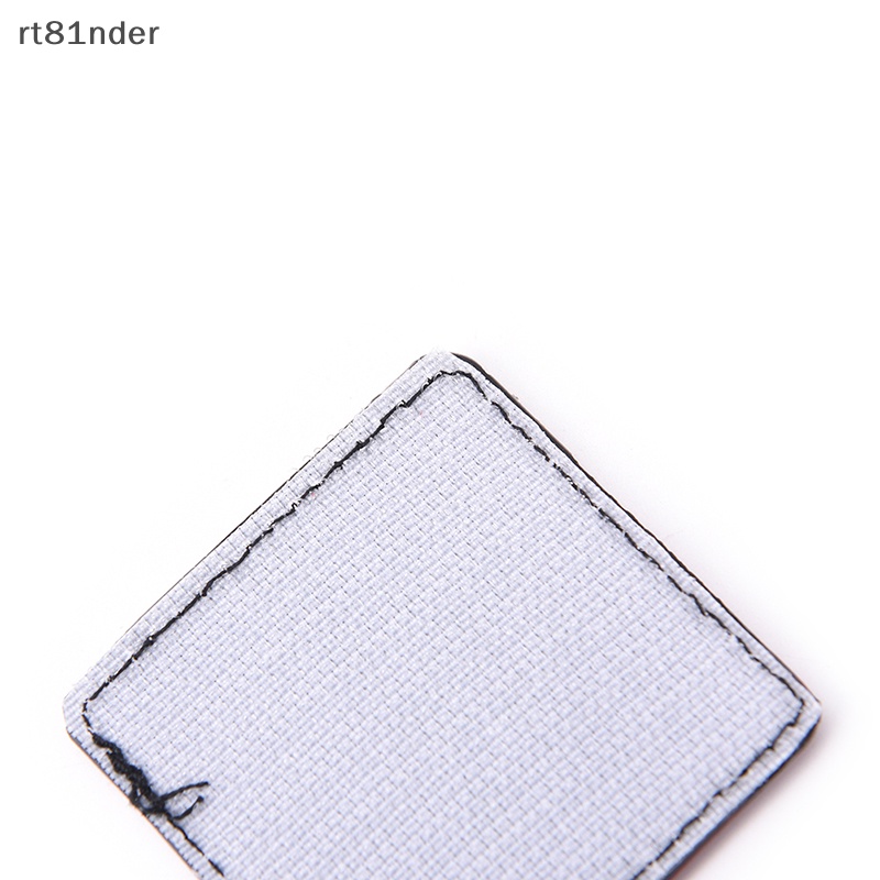 Huy Hiệu Cài Áo Sơ Cứu Hình Chữ Thập Bằng PVC Màu Đỏ Kích Thước 6X6Cm