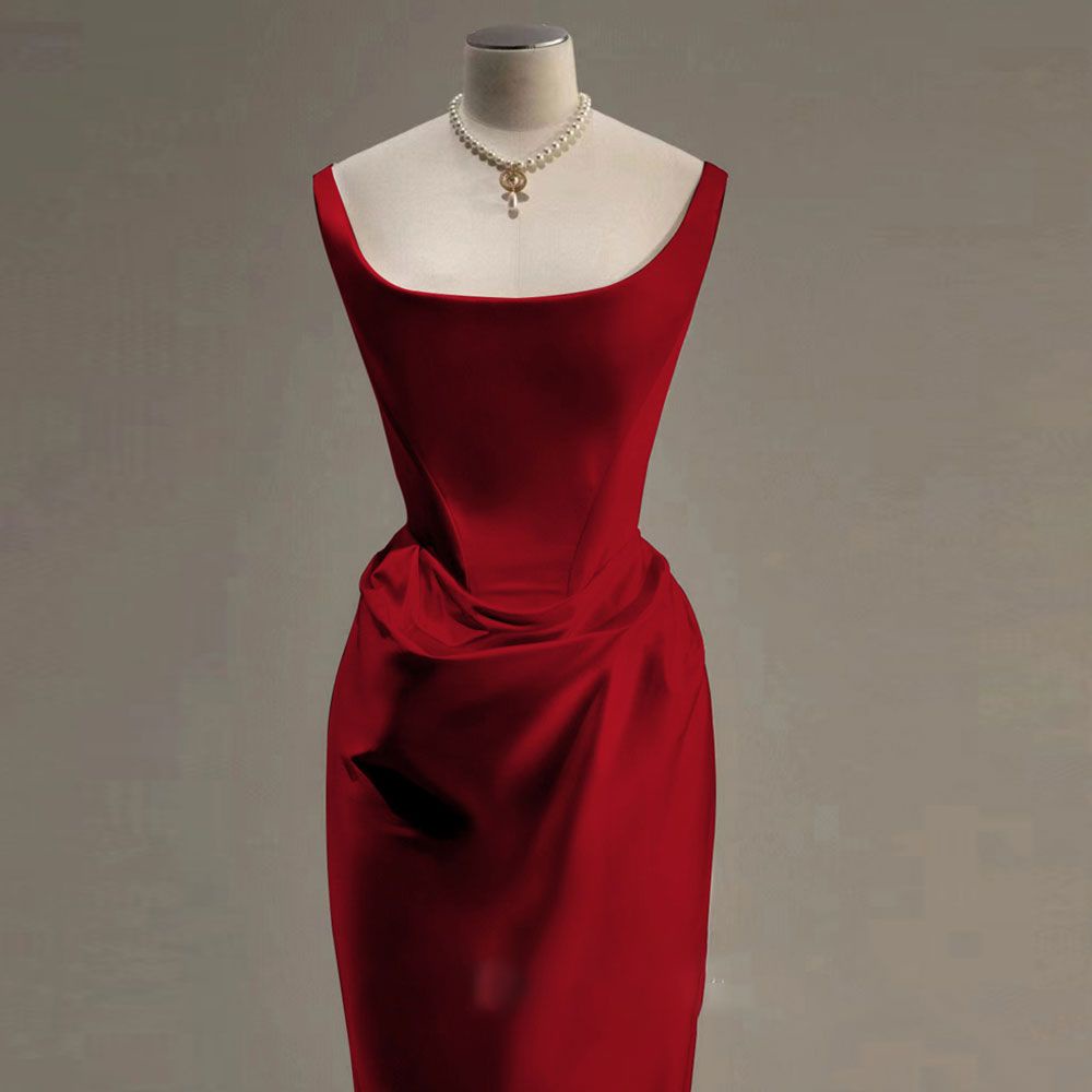Satin Suspender Cô dâu Váy bánh mì nướng màu đỏ Thiết kế đơn giản Đuôi cá Nhỏ hàng ngày Cảm ơn bạn Đính hôn Váy dạ hội