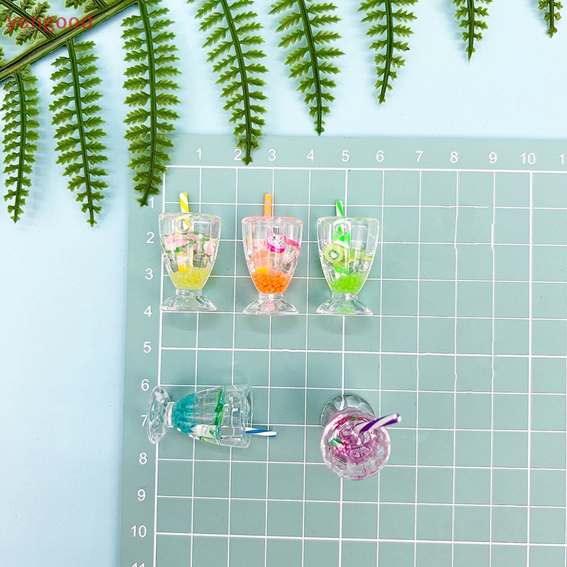 Set 2 Ly Thủy Tinh Mini Màu Sắc Ngẫu Nhiên Dùng Để Trang Trí