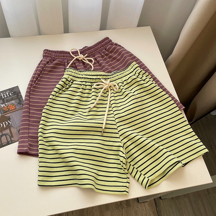 Quần ngắn ống rộng Họa Tiết Kẻ Sọc Phong Cách Cổ Điển Dành Cho Nữ
