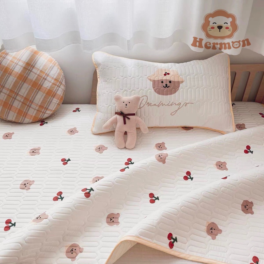Chiếu điều hòa kèm gối trải giường cũi cho bé Hermon (KT 60*120cm)