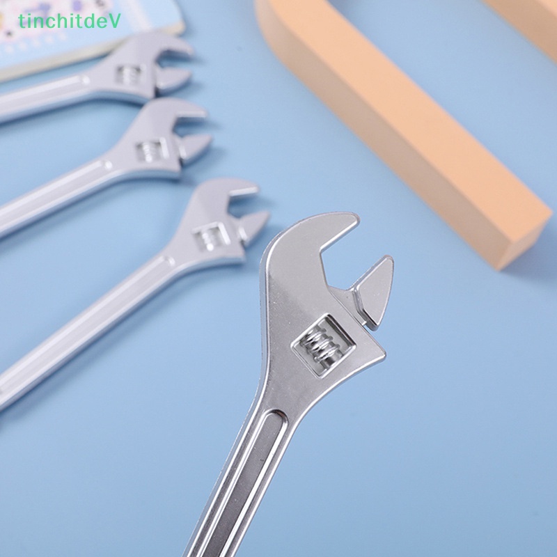 Bút Bi Hình Cờ Lê Sáng Tạo Bằng Nhựa Dễ Thương