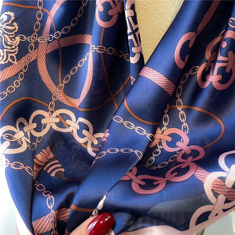 Khăn Choàng Cổ Giả Lụa In Họa Tiết Thời Trang Thu Đông 90 * 90CM