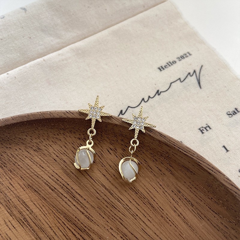 Khuyên Tai Ngôi Sao Đính Đá Opal Sang Trọng