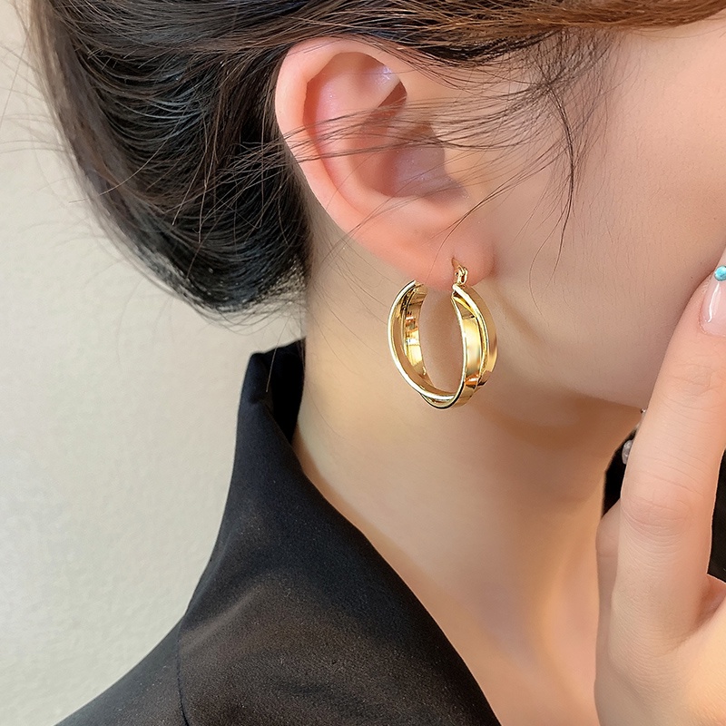 Bông Tai Kim Loại Phong Cách Âu Mỹ Kiểu Mới 2023