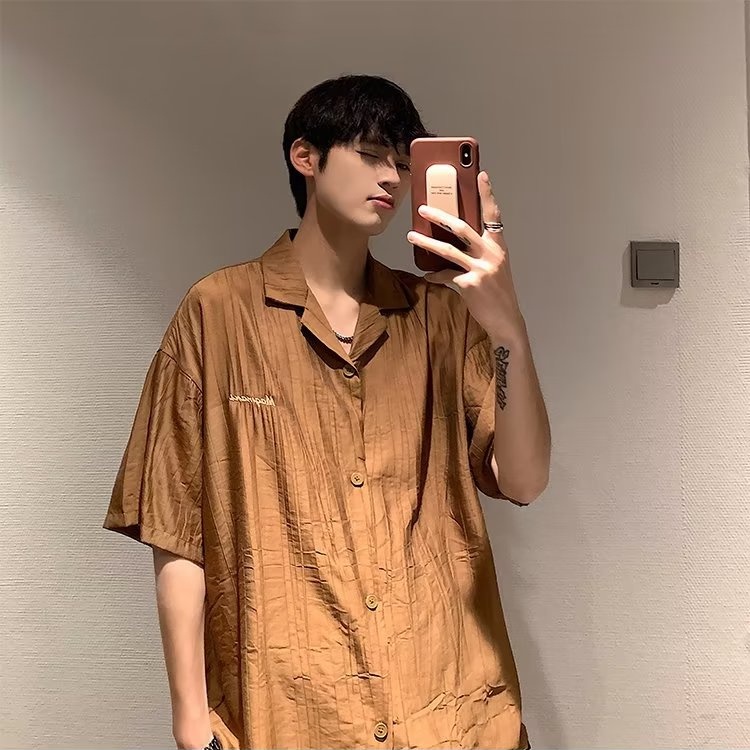 Áo Sơ Mi Tay Lửng Họa Tiết Kẻ Sọc Thời Trang Trẻ Trung Cho Nam