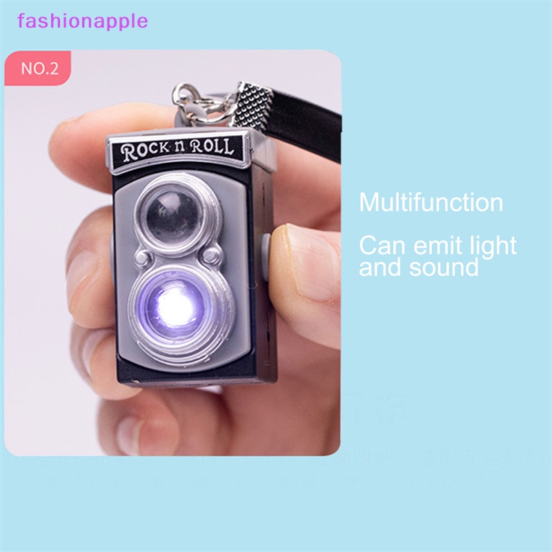 Móc Khóa Hình Máy Ảnh Có Đèn LED Xinh Xắn