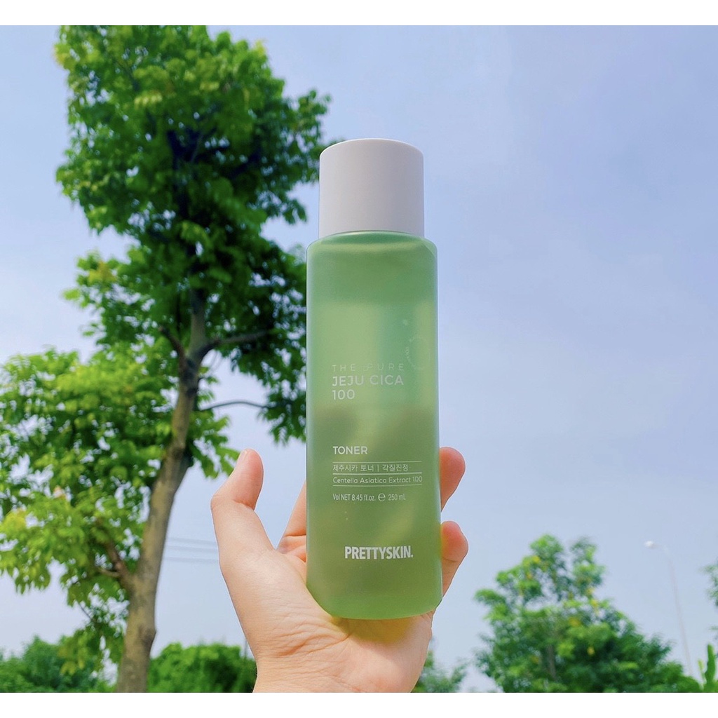 Nước hoa hồng Rau Má Pretty Skin The Pure Jeju Cica Toner 250ml